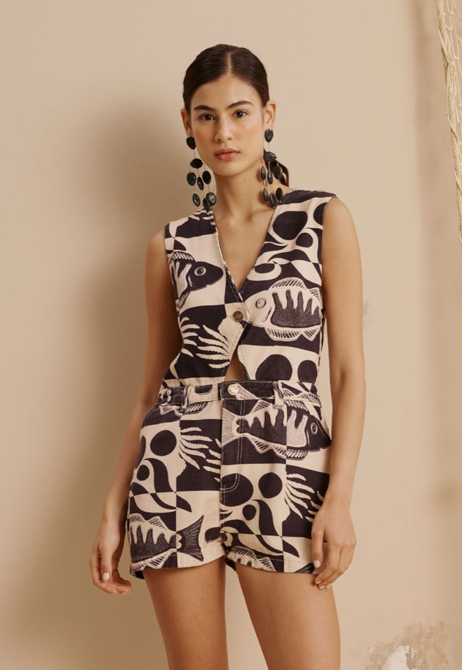 Macaquinho Sarja Estampada Tucunaré