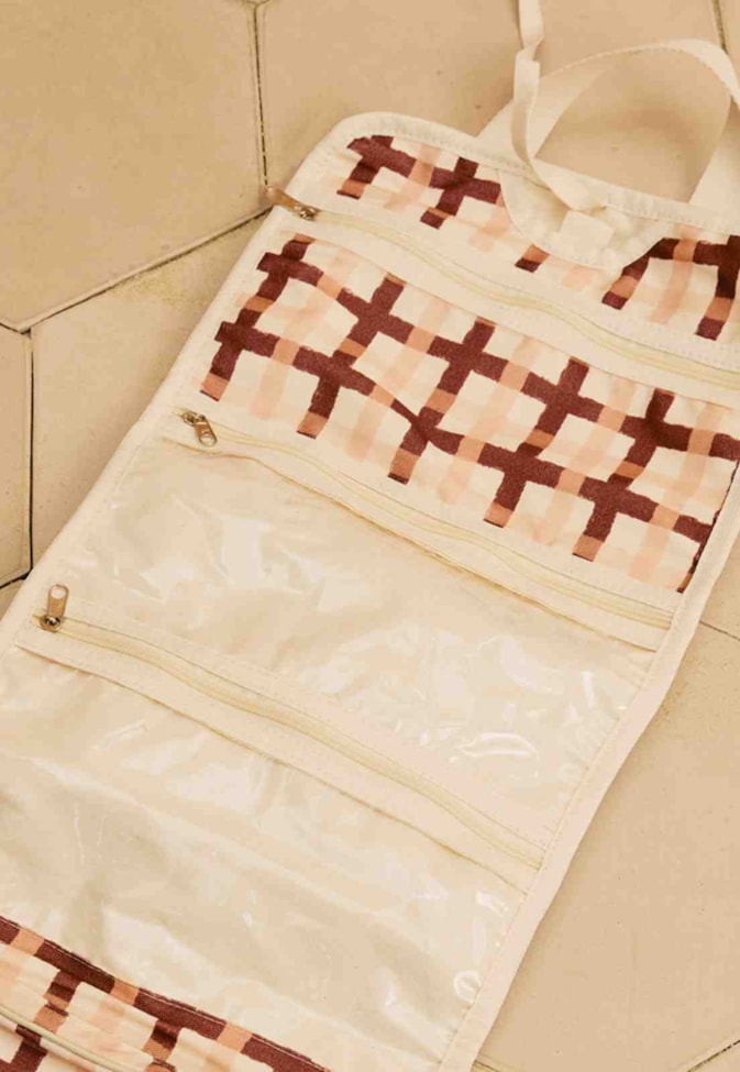 Necessaire Dobrável Divisórias Estampada Mitú