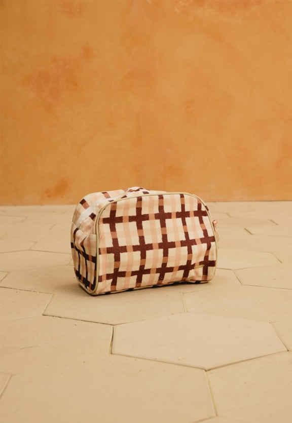 Necessaire Estampada Mitú Vista Traseira