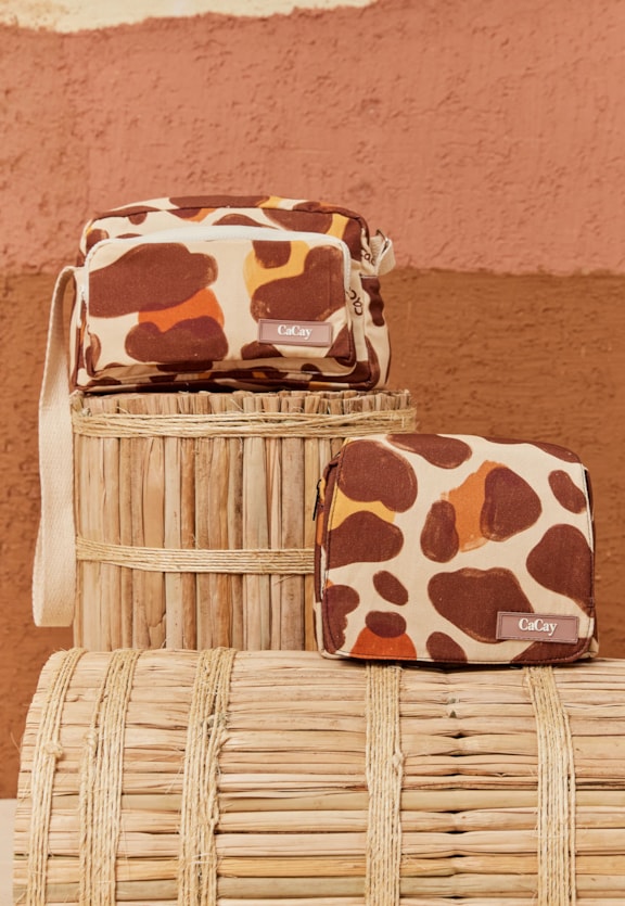 Necessaire Estampada Sami Vista Traseira