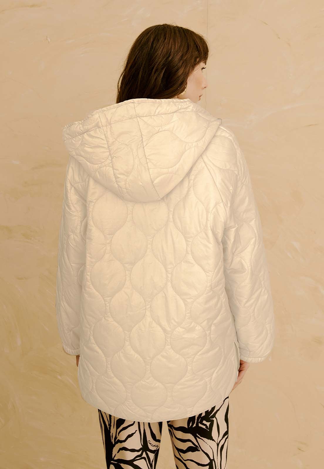 Parka Puffer Lisa Vista Traseira