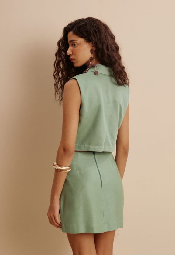 Saia Curta Bolsos Vista Traseira