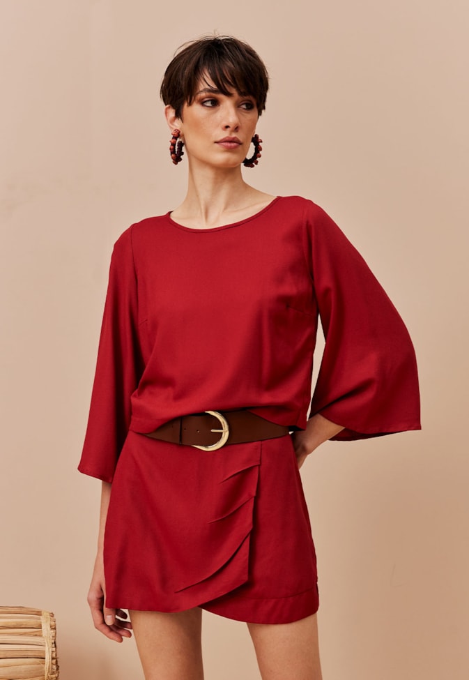 Saia Curta com Pregas Transpasse