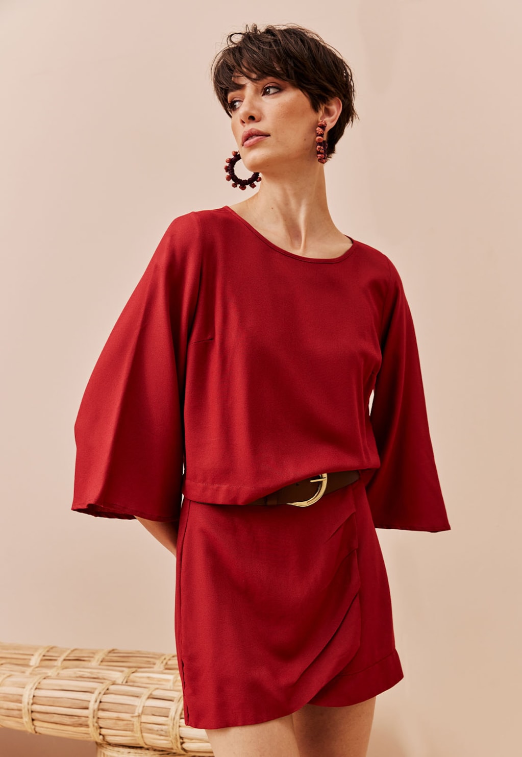 Saia Curta com Pregas Transpasse