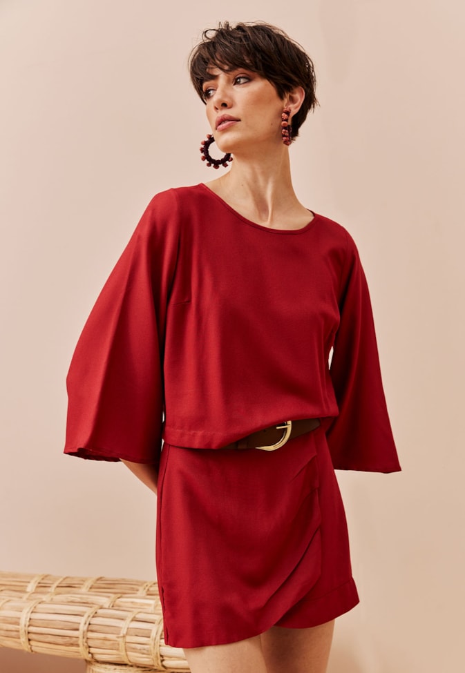 Saia Curta com Pregas Transpasse