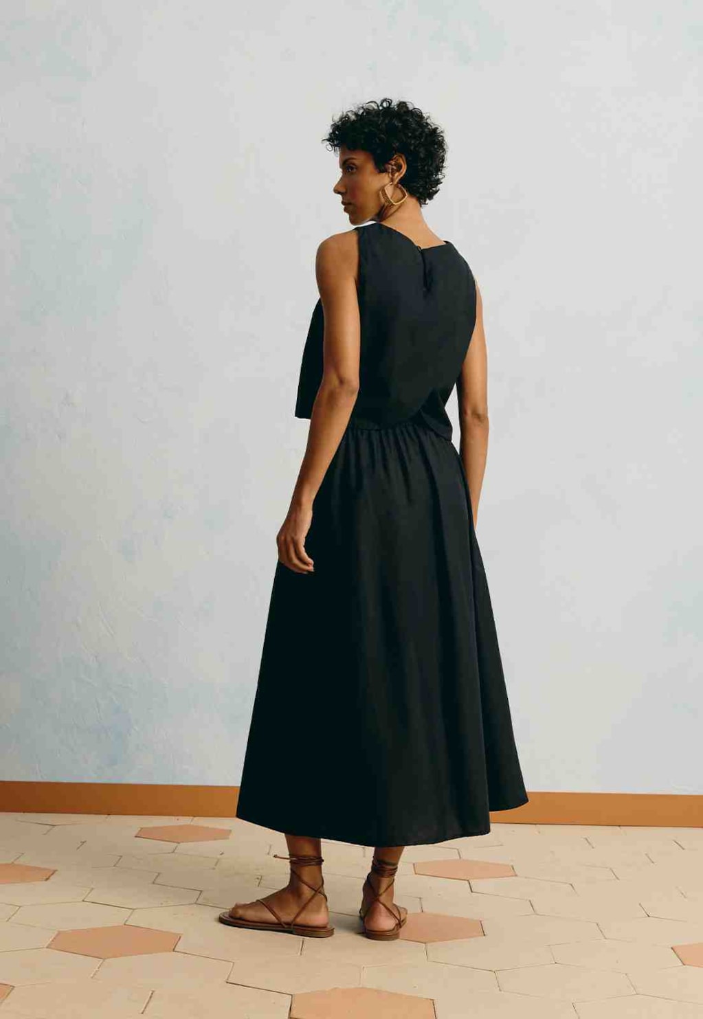 Saia Lisa Maxi Midi Bolsos