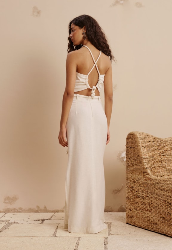 Saia Longa Cinto Corda Vista Traseira