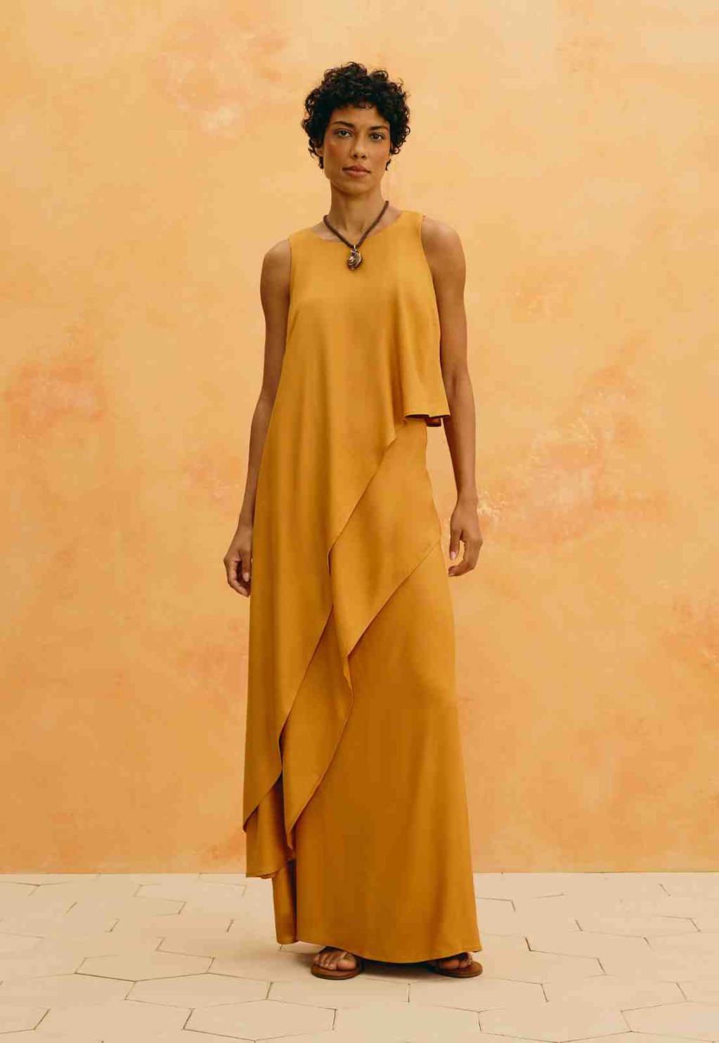 Saia Longa Lisa Cascata
