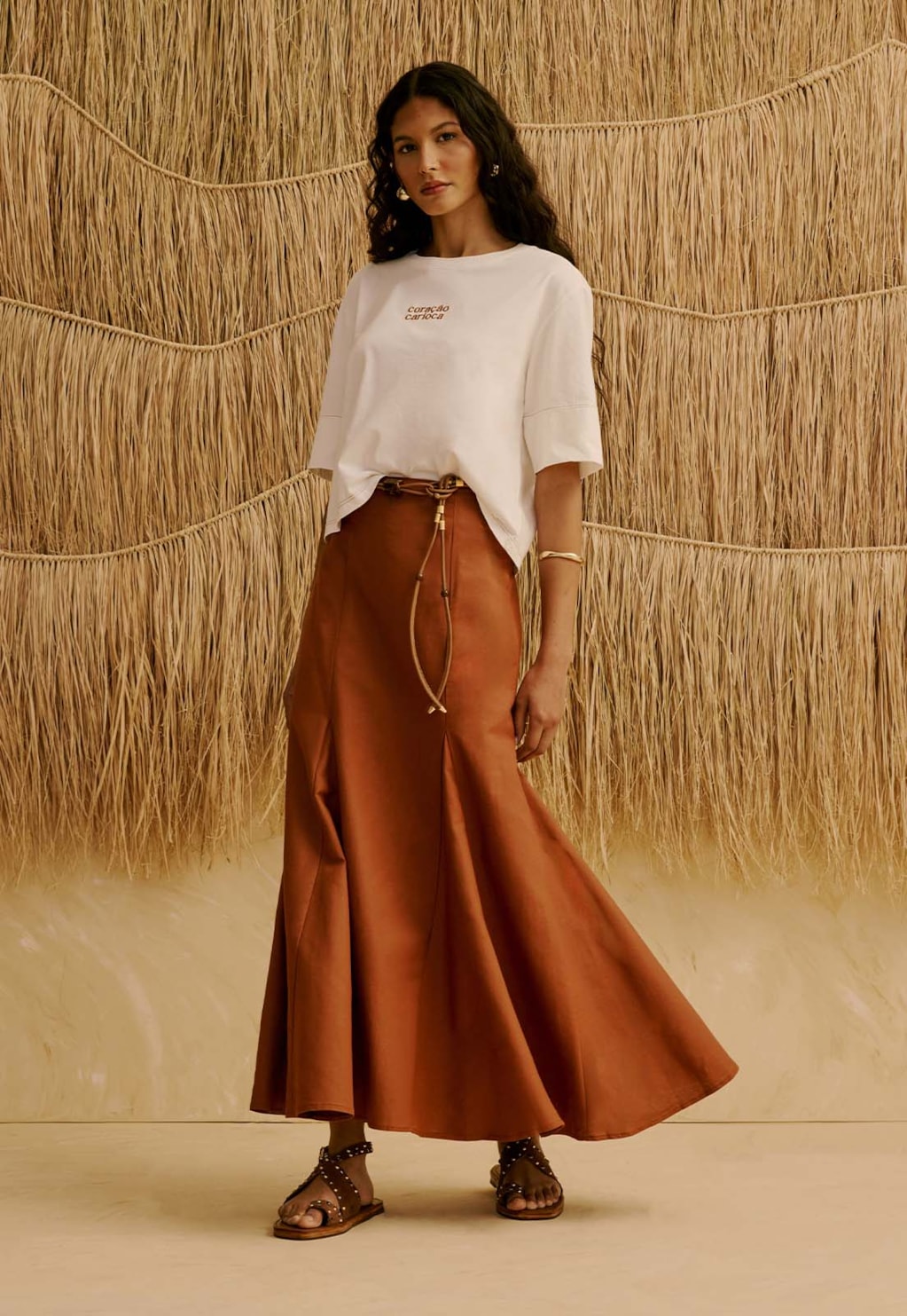 Saia Midi Lisa com Nesgas