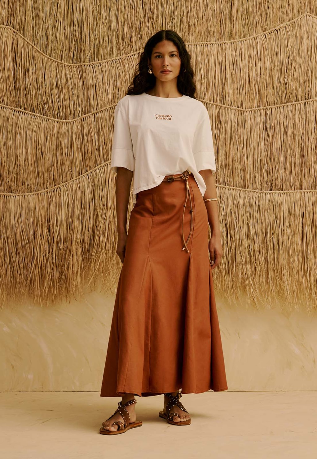 Saia Midi Lisa com Nesgas