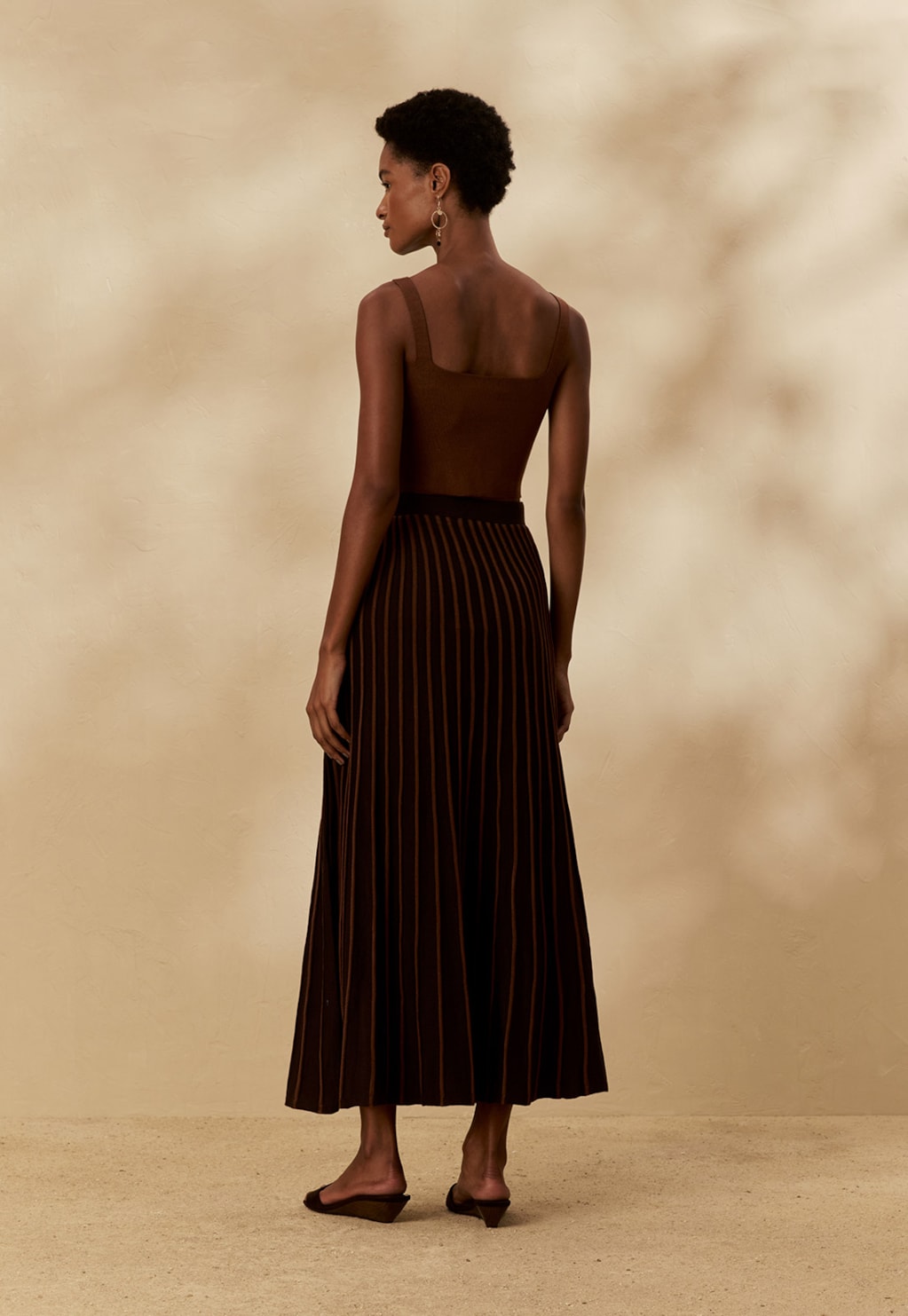 Saia Midi Tricot Plissada