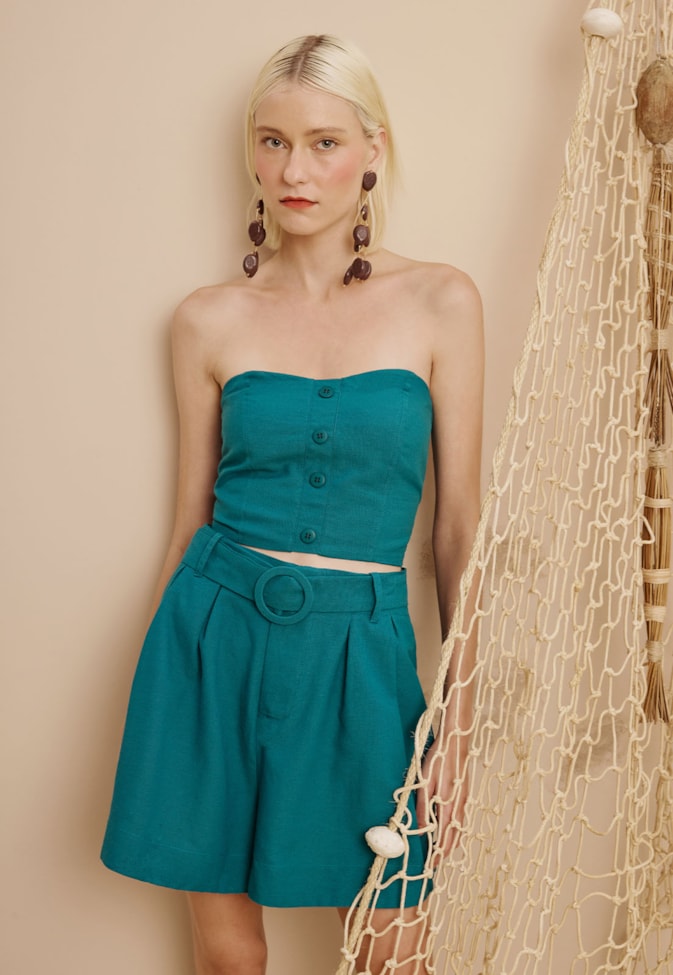 Short Alfaiataria com Faixa Liso