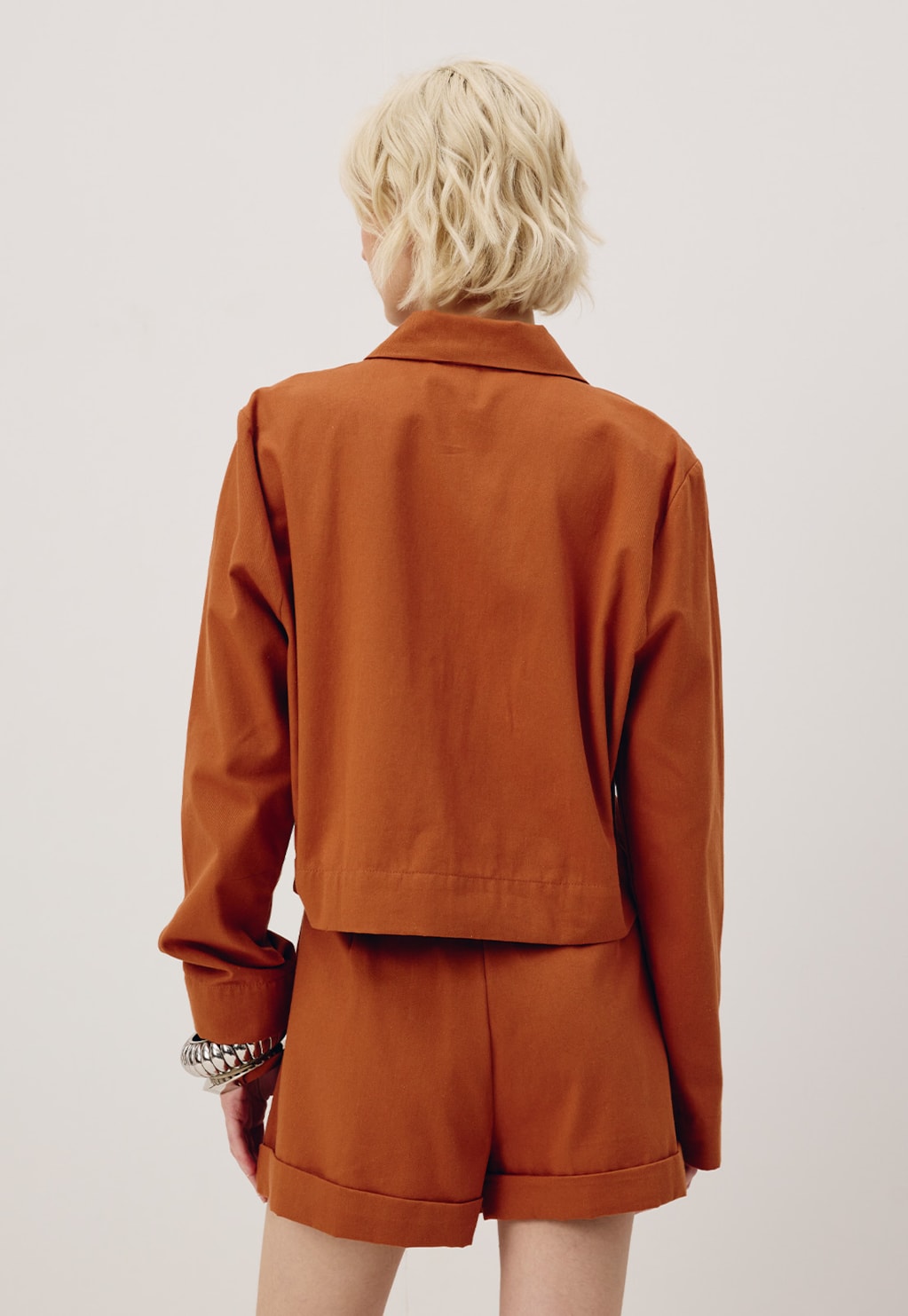 Short Alfaiataria com Pregas