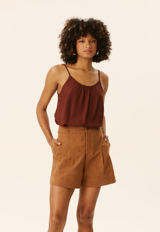 Short Pregas Frontais Alfaiataria