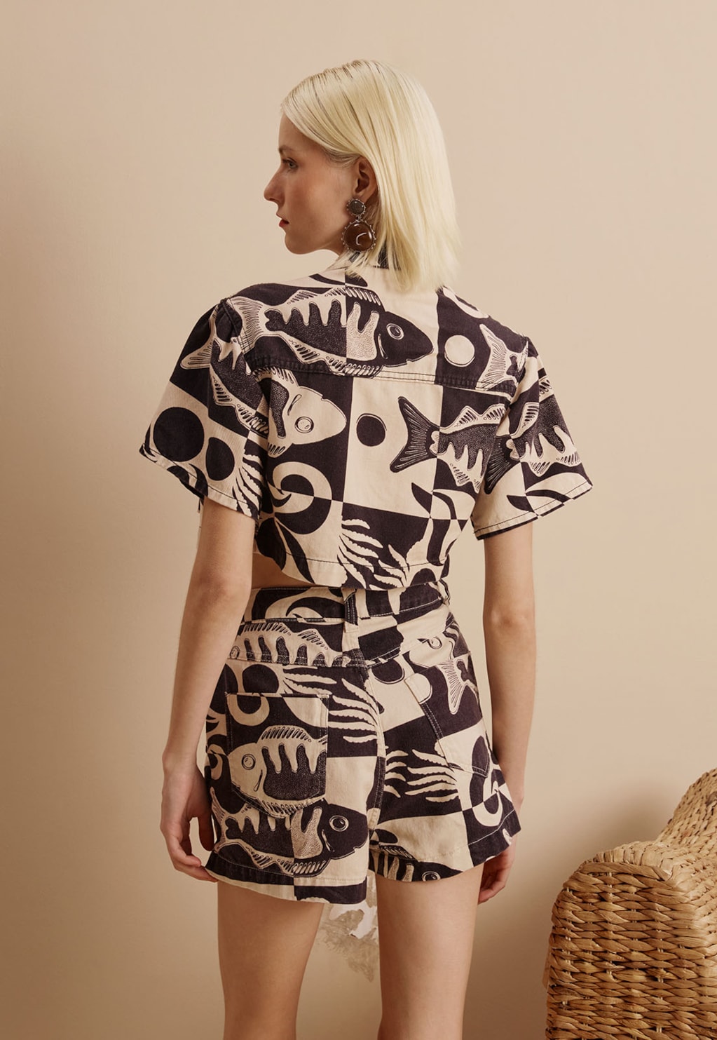 Short Saia Sarja Estampado Tucunaré