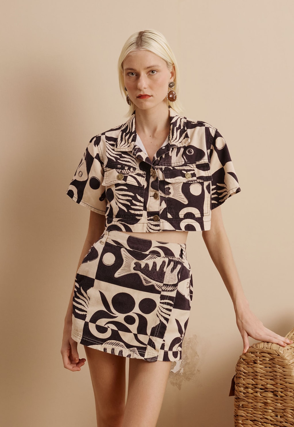 Short Saia Sarja Estampado Tucunaré