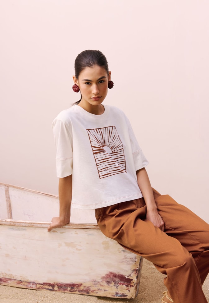 T-shirt Cropped Alongado Silk