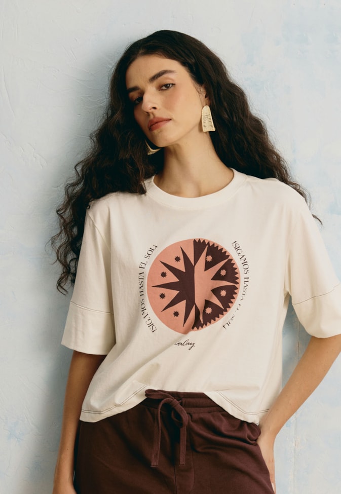 T-Shirt Cropped Sigamos Hasta El Sol