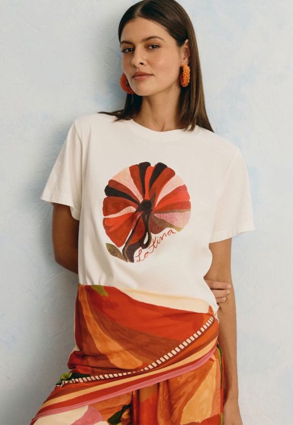 T-Shirt Flor Latina Vista Frontal