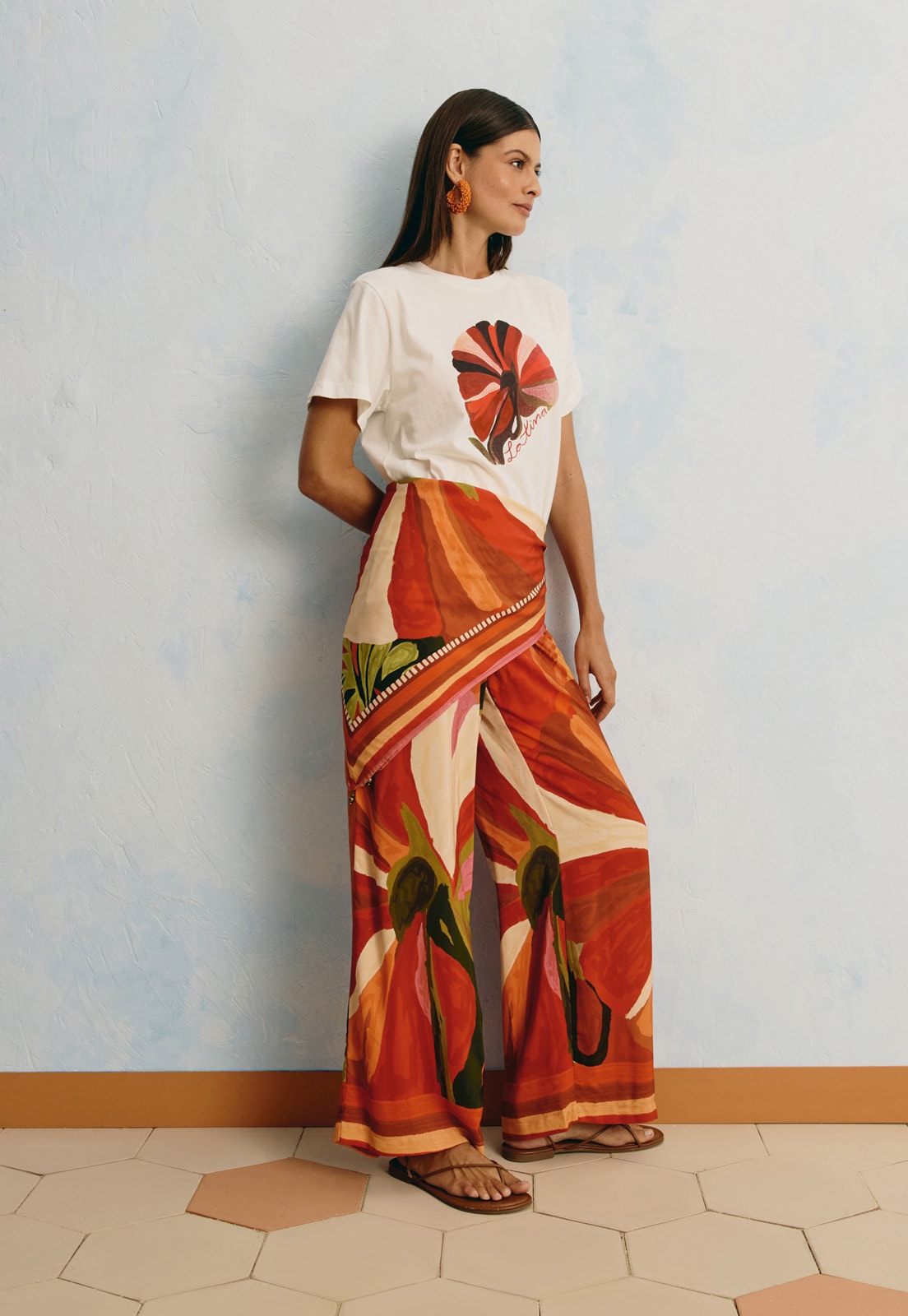 T-Shirt Flor Latina Vista Traseira