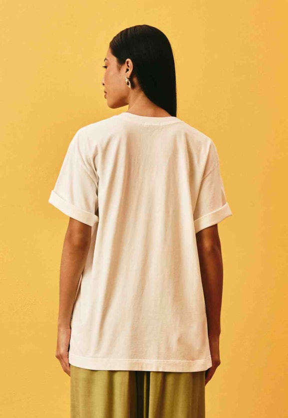 T-Shirt Oversized Limonada De Coco Vista Traseira