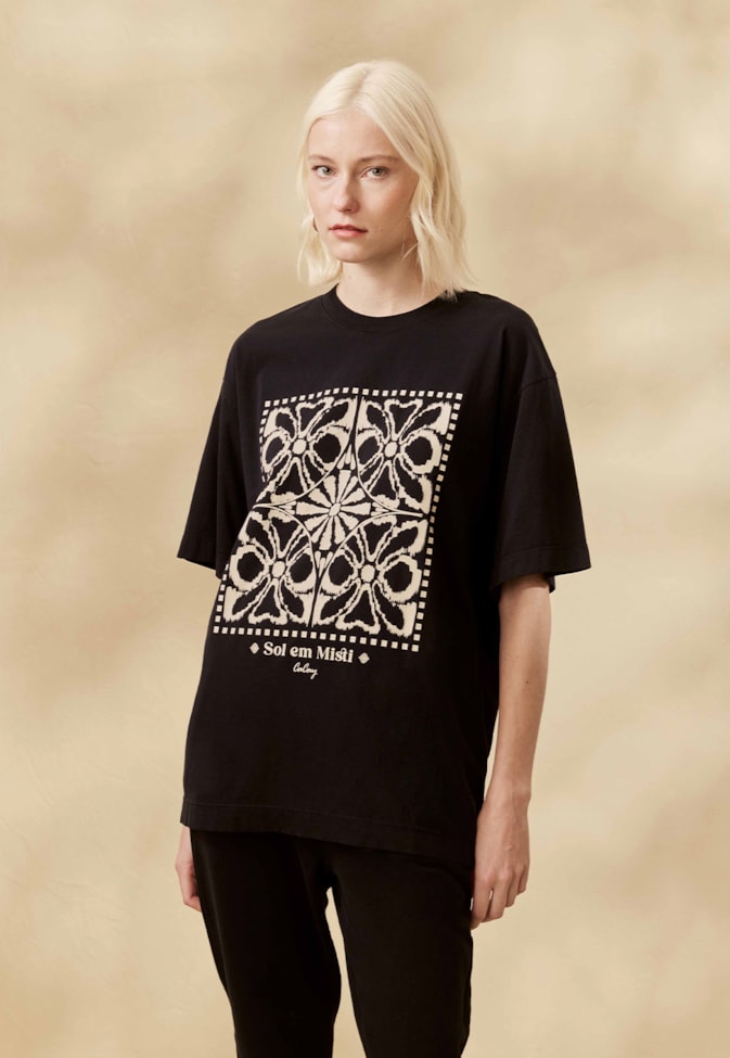 T-shirt Sol em Misti