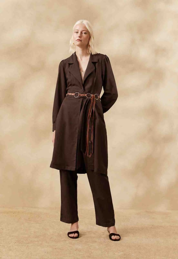 Trench Coat Amarração Vista Frontal