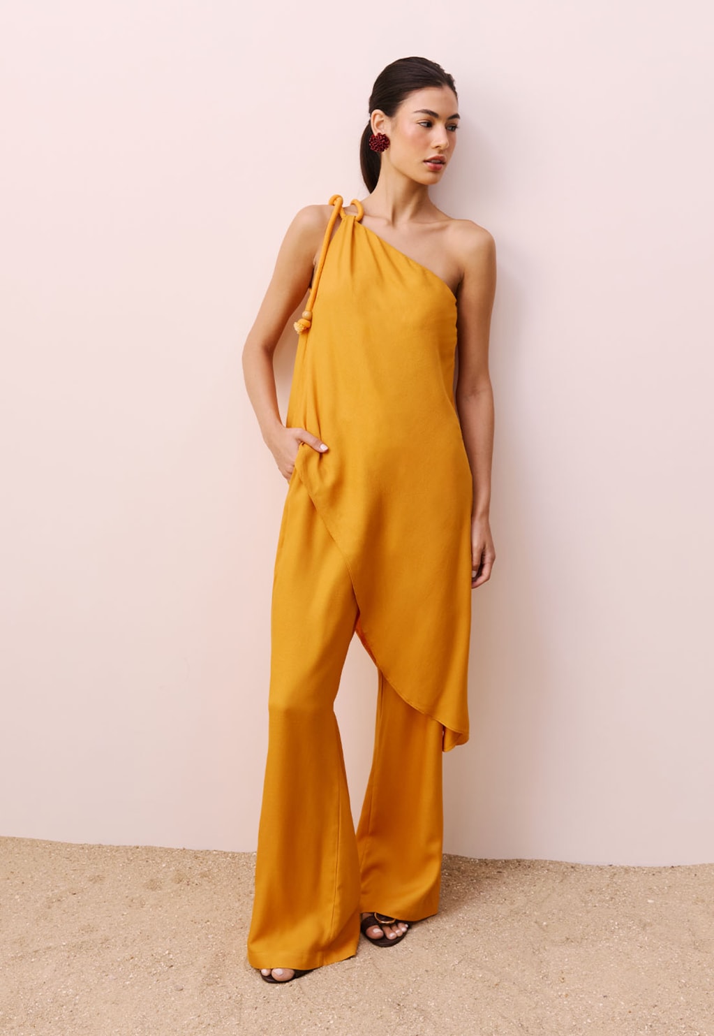 Veste Assimétrica com Corda