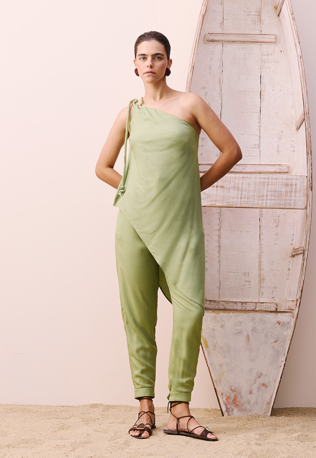 Veste Assimétrica com Corda