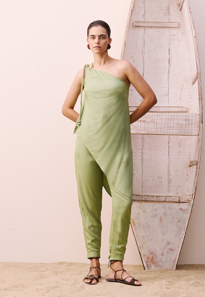 Veste Assimétrica com Corda