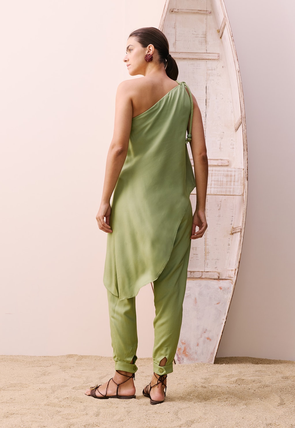 Veste Assimétrica com Corda