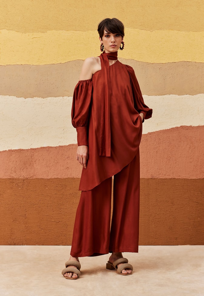 Veste Assimétrica Gola Removível