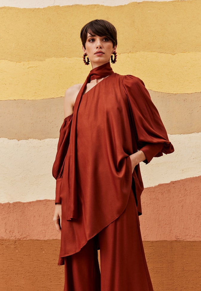 Veste Assimétrica Gola Removível