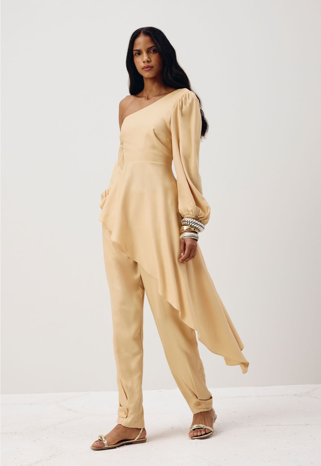 Veste Assimétrica Ponta