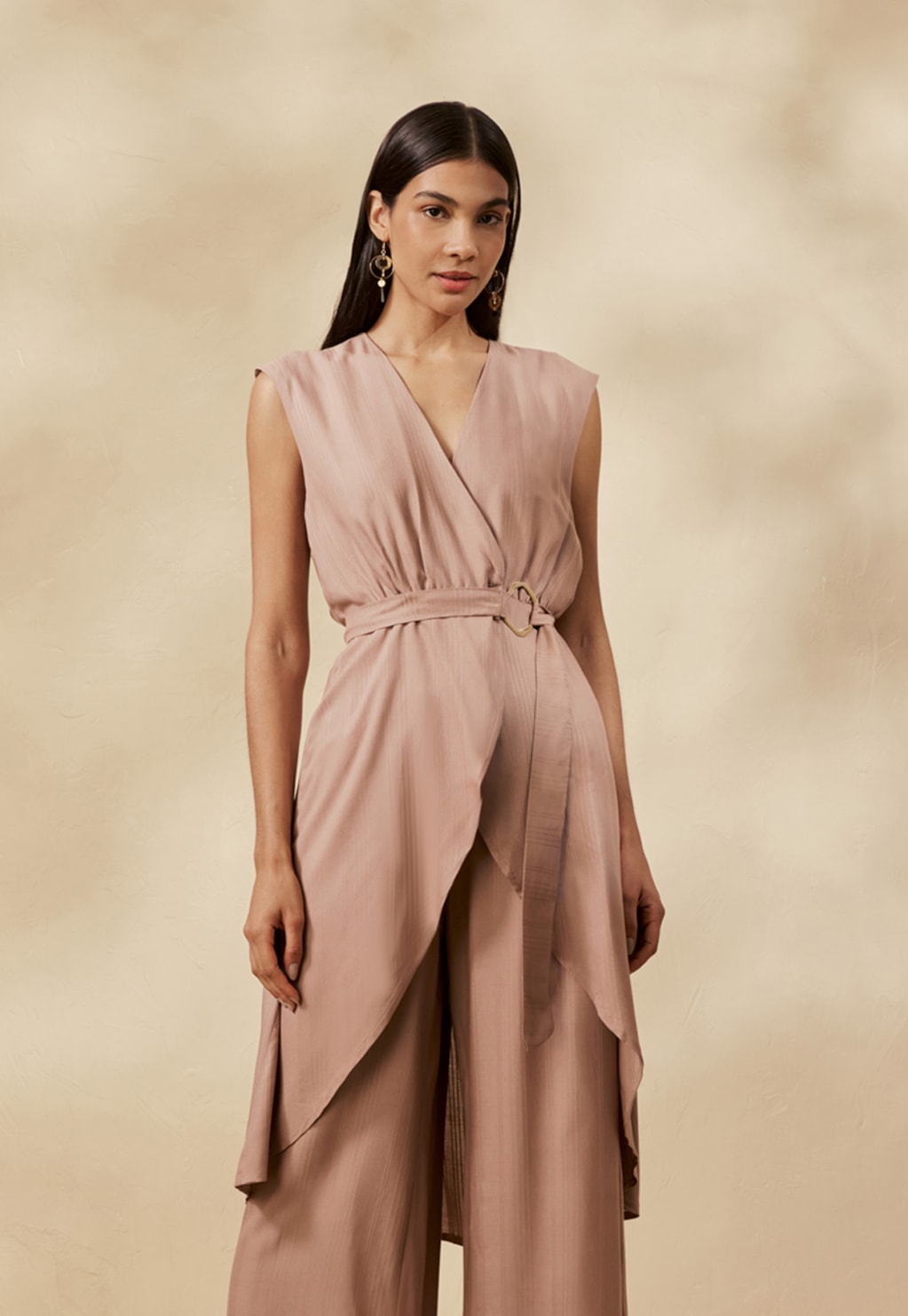Veste Cascata Lisa com Faixa