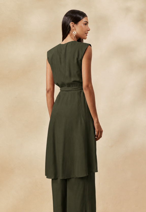 Veste Cascata Lisa com Faixa Vista Traseira