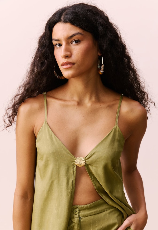 Veste Detalhe Concha Decote