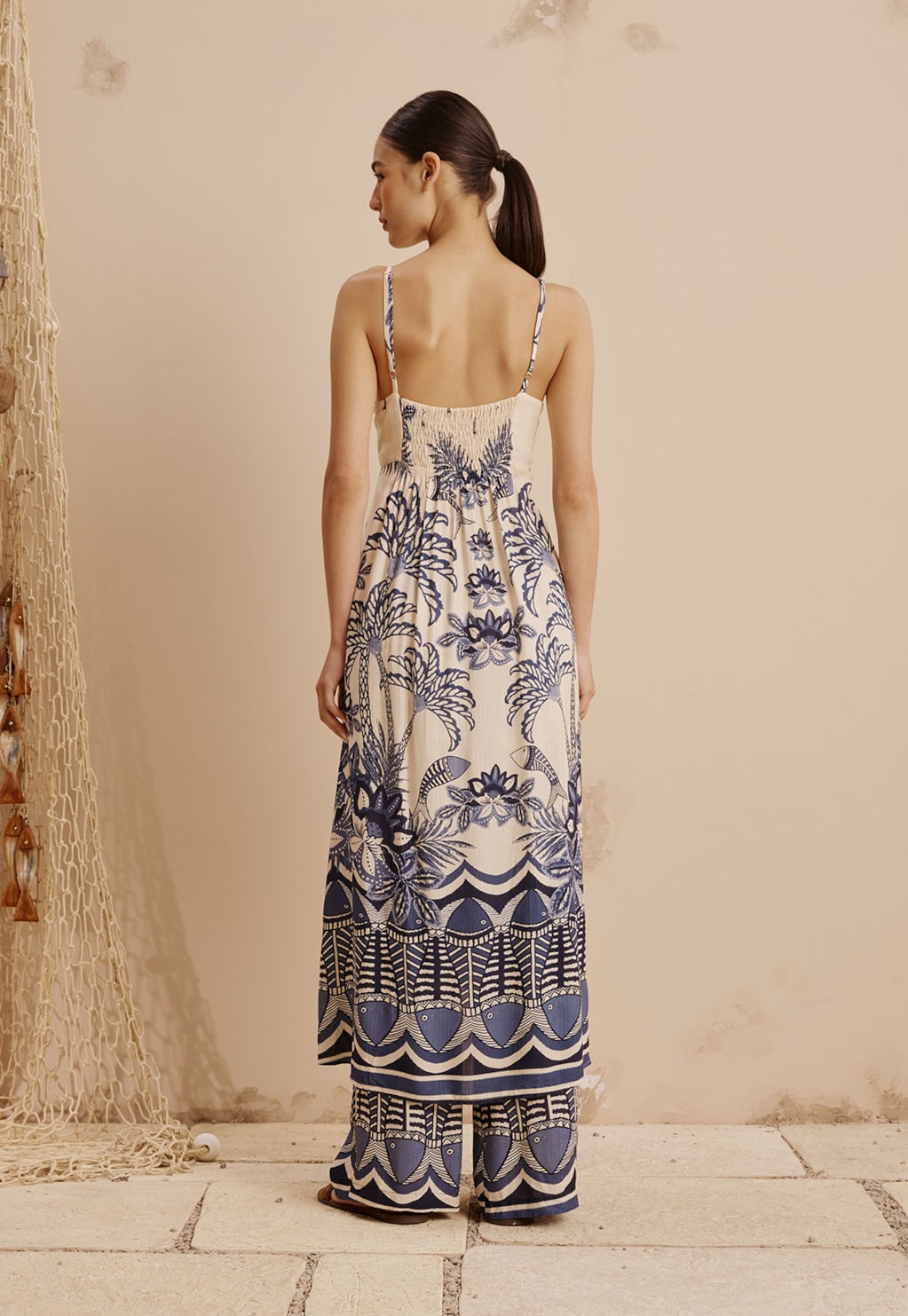 Veste Fenda Frontal Contas Estampada Pedra dos Peixes