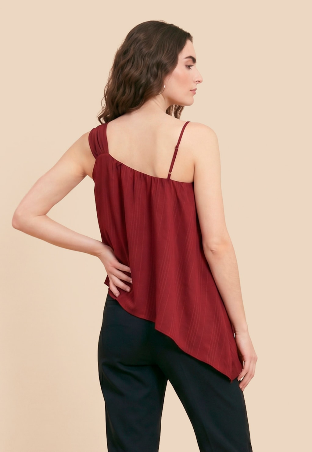 Veste Lisa com Ponta Cascata