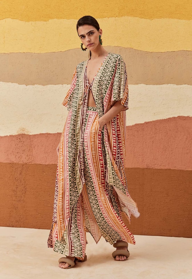 Veste Manga Ampla Cascata Estampada Huaso