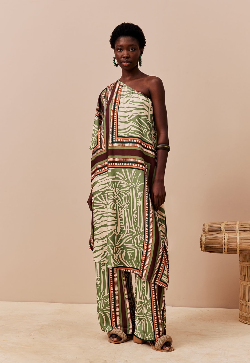 Veste Um Ombro Só Pontas Estampada Laguna