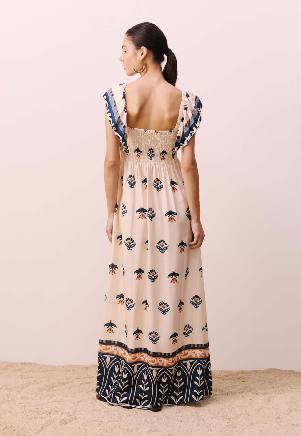 Vestido Babado Estampado Vitrais