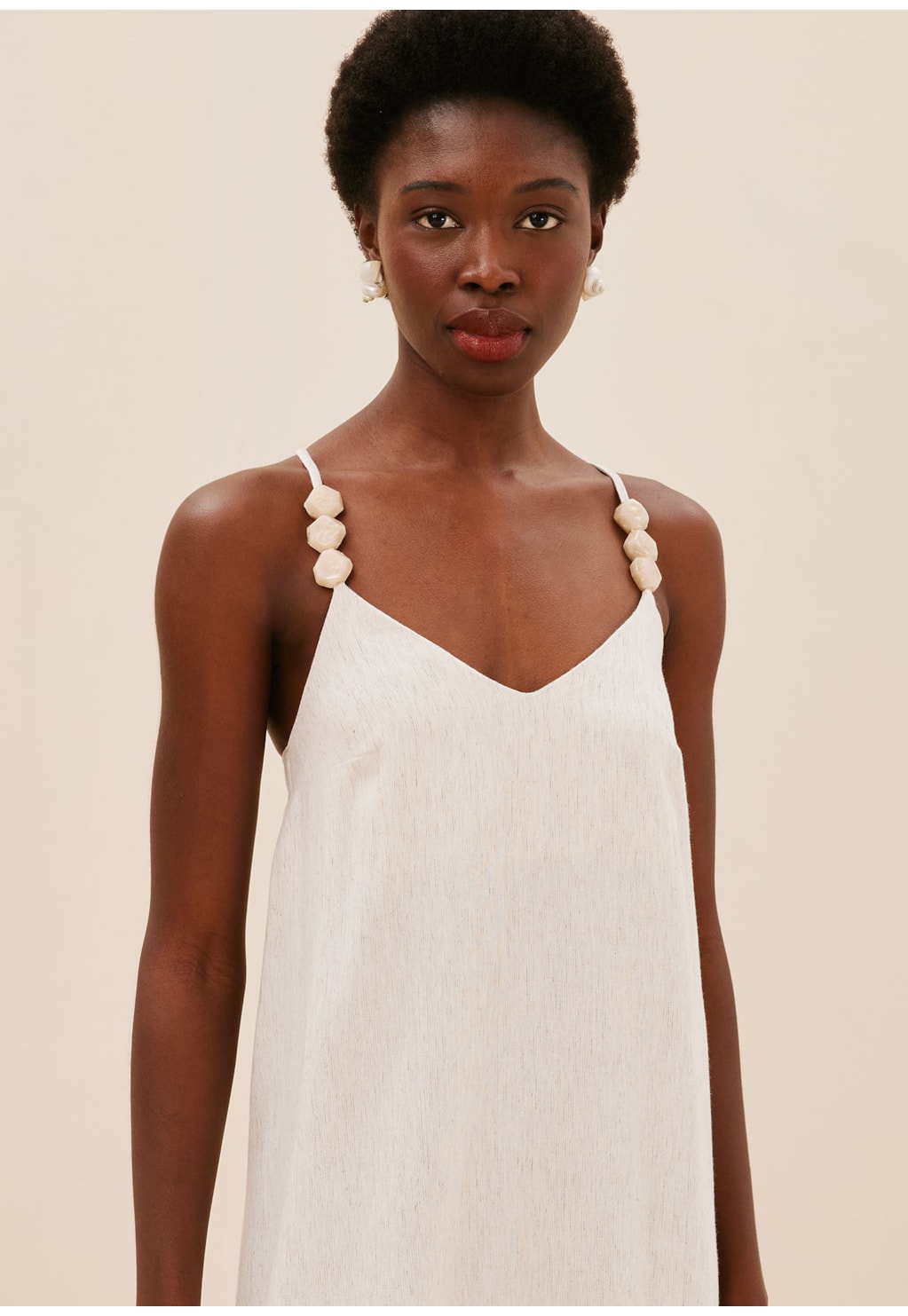 Vestido Com Alças Aviamentos