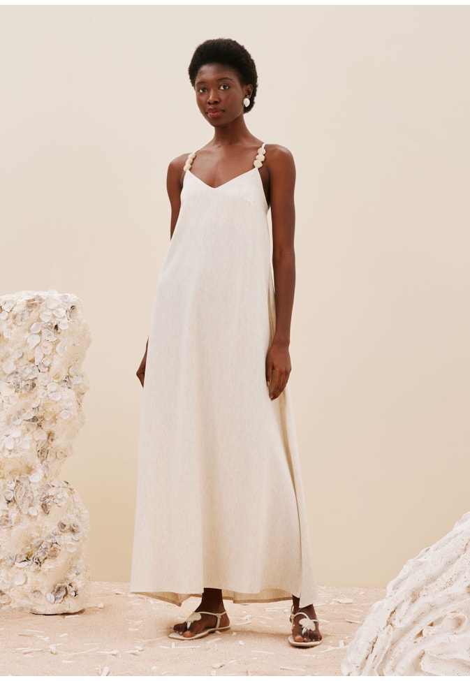 Vestido Com Alças Aviamentos