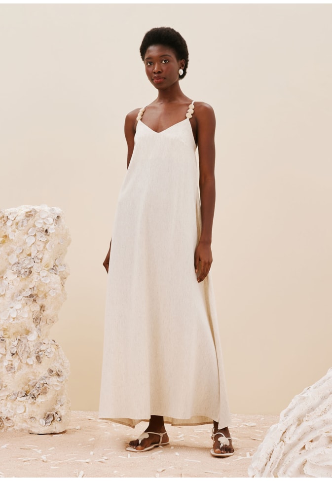 Vestido Com Alças Aviamentos