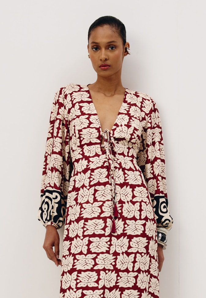 Vestido Cropped Pala Lastex Estampado Asteca