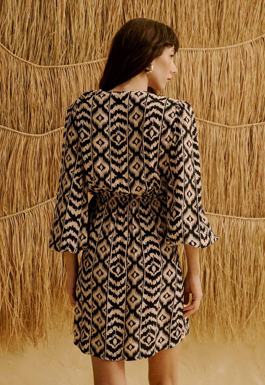 Vestido Curto Amarração Sobreposta Lateral Estampado Puno