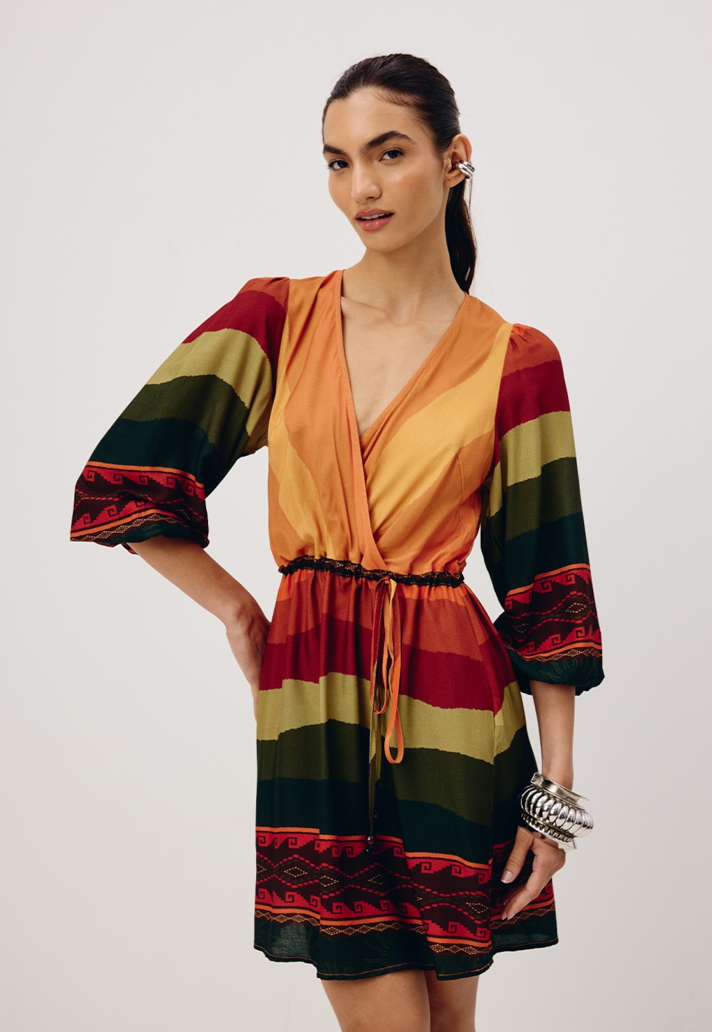 Vestido Curto Amarração Tassel Estampado La Rioja