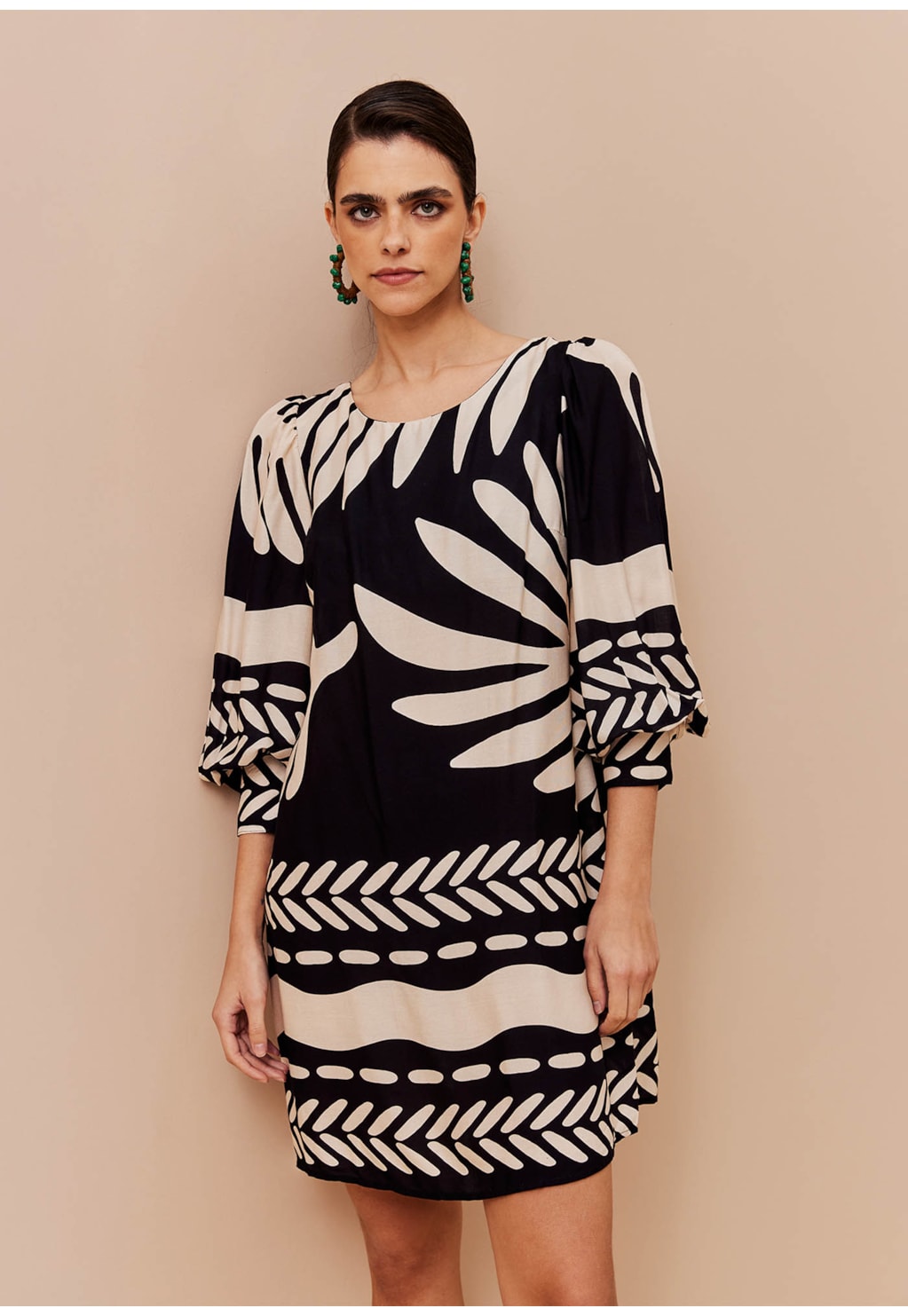 Vestido Curto Amplo Manga Longa Estampado Maipú