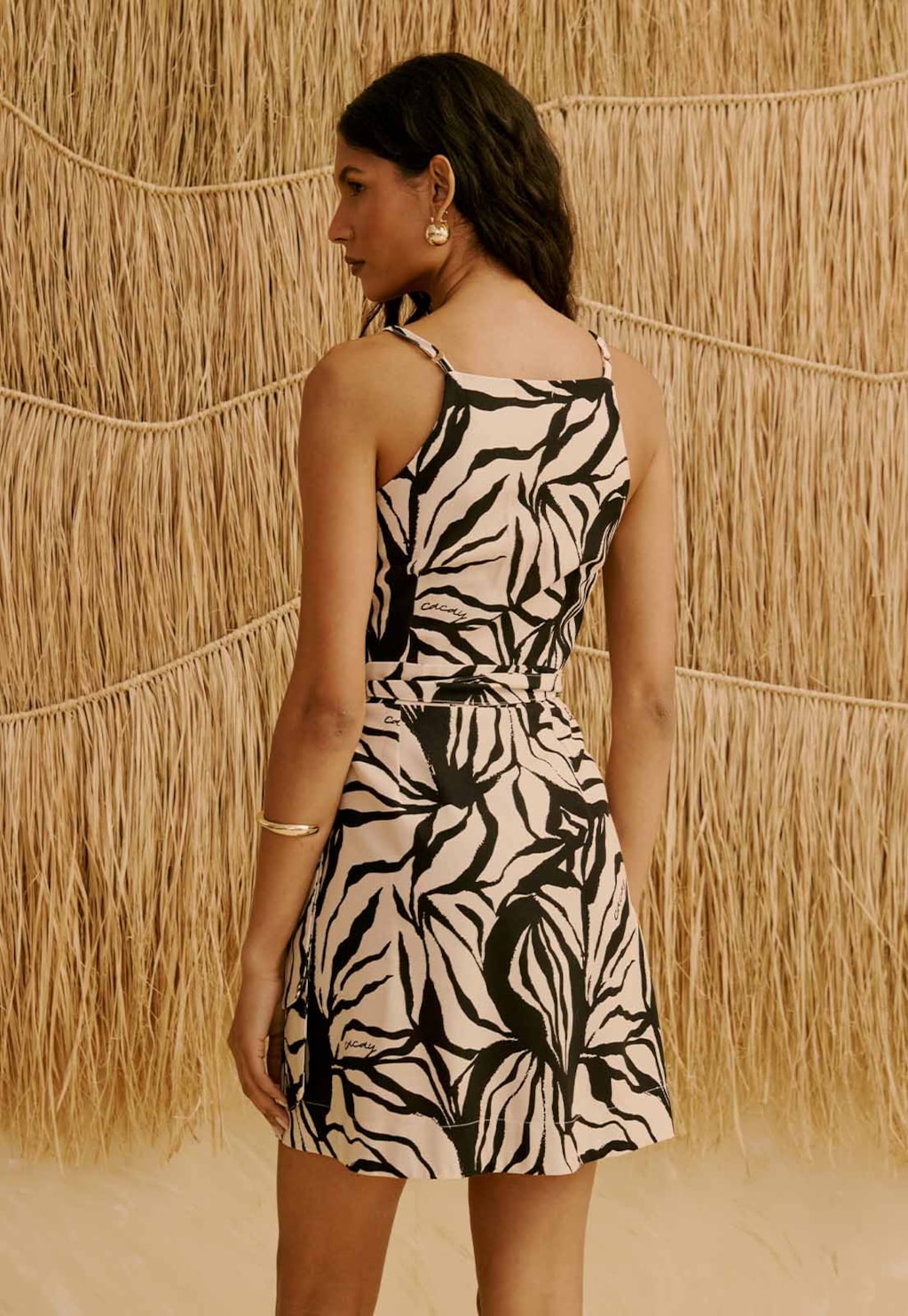 Vestido Curto Cachecouer Estampado Cacau Zebra